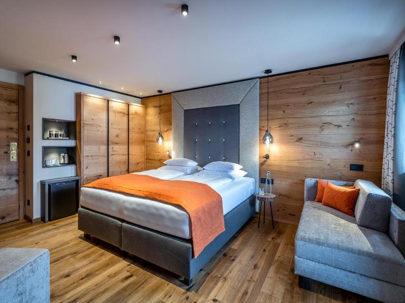 Hotel Das Zwv Lferhaus image