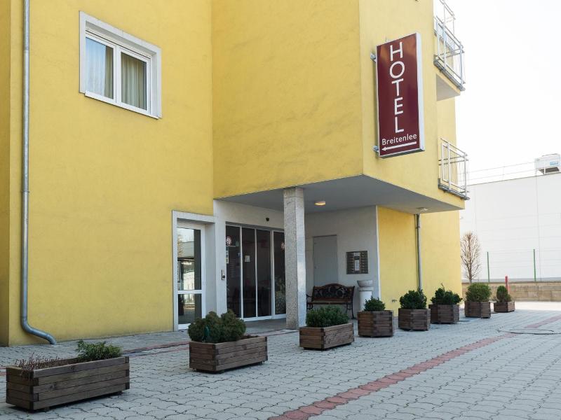 Hotel Breitenlee image