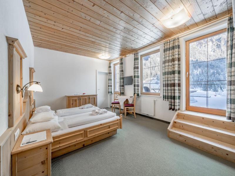 Hotel Fischer Am See image