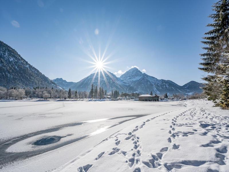 Hotel Fischer Am See image