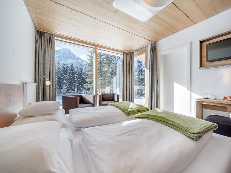 Hotel Fischer Am See image