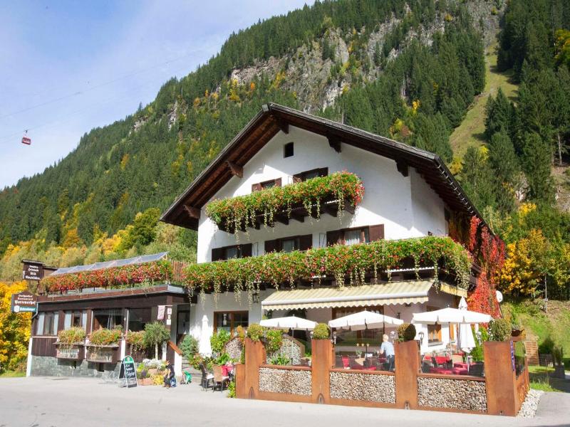 Partenerhof image
