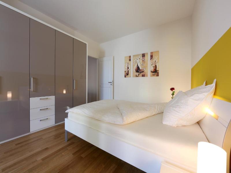 Business Suiten image