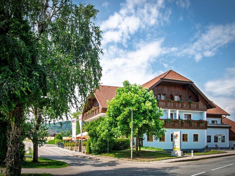 Landgasthof Spitzerwirt image