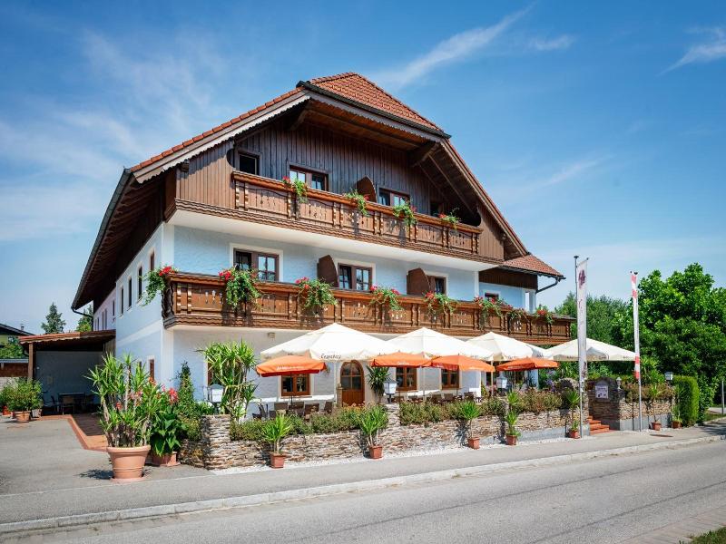 Landgasthof Spitzerwirt image