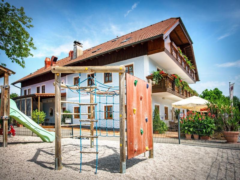 Landgasthof Spitzerwirt image