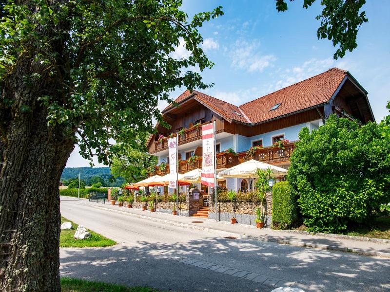 Landgasthof Spitzerwirt image