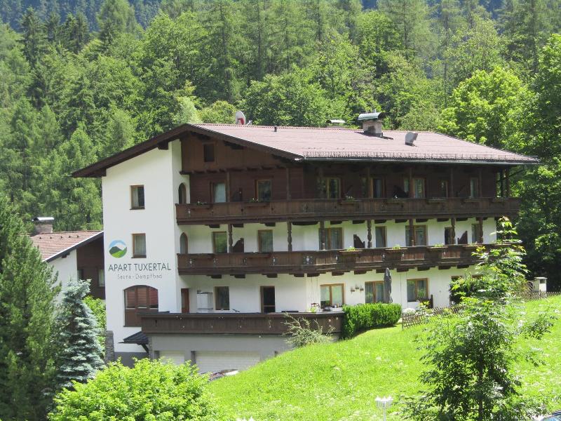 Apart Tuxertal image