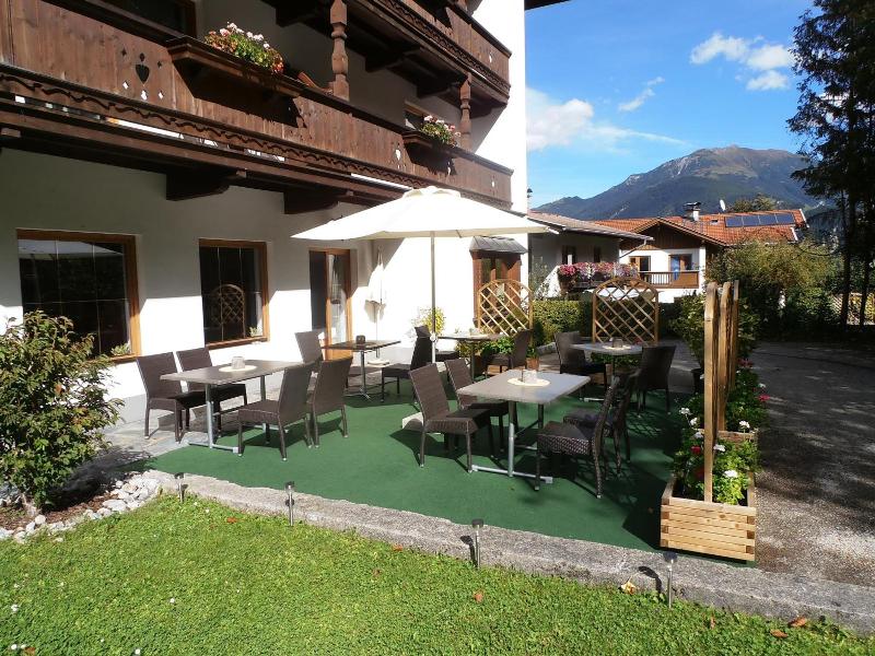 Apart Tuxertal image