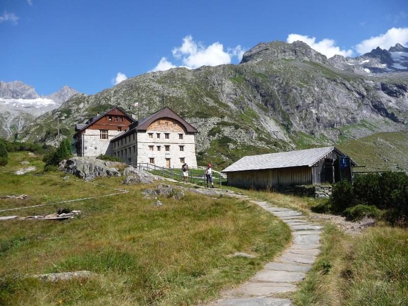 Apart Tuxertal image