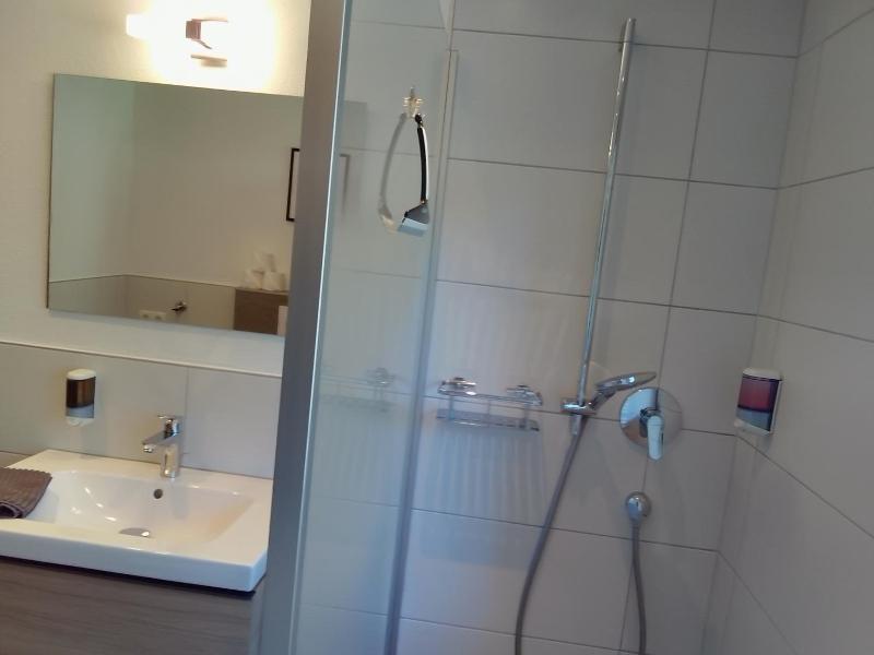 Apart Tuxertal image