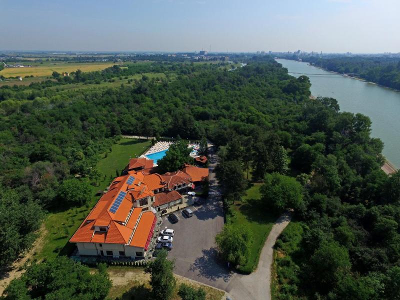 Hotel Ostrova image