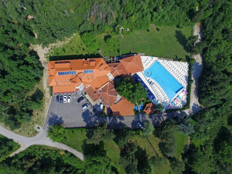 Hotel Ostrova image
