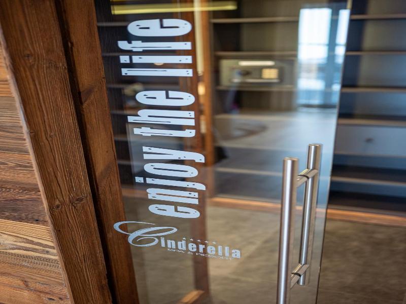 Sporthotel Cinderella image