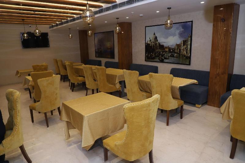 The Royal Class Hotel