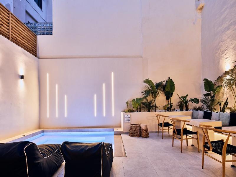 Grande Madonna Luxury Boutique Suites image