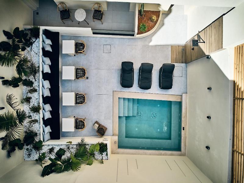 Grande Madonna Luxury Boutique Suites image