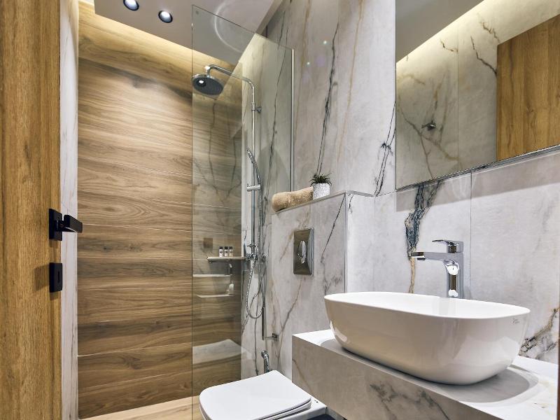 Grande Madonna Luxury Boutique Suites image