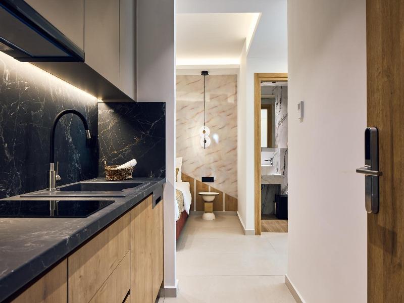 Grande Madonna Luxury Boutique Suites image