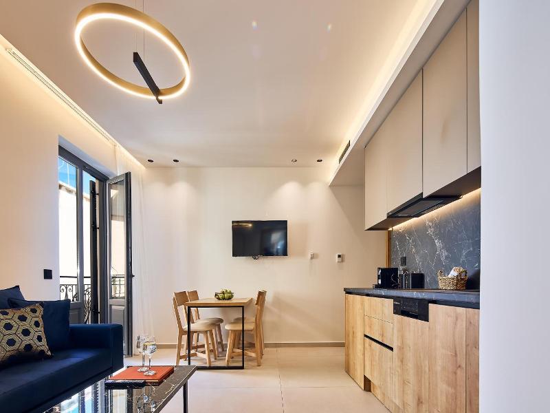 Grande Madonna Luxury Boutique Suites image