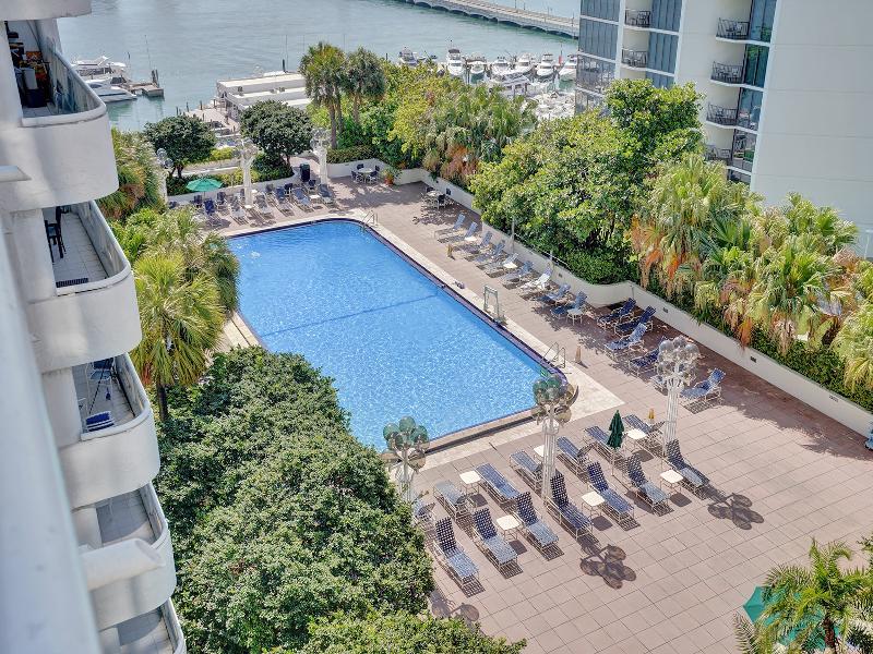 StayCozy Apartments at The Grand