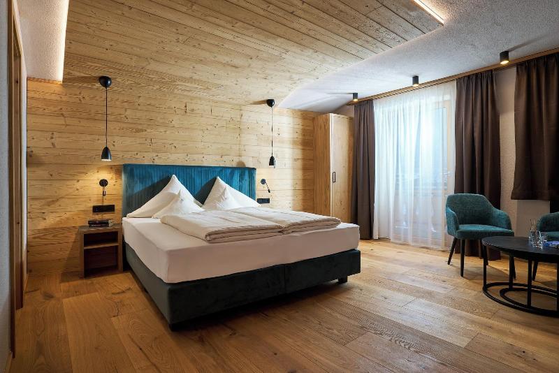 Hotel Stern image