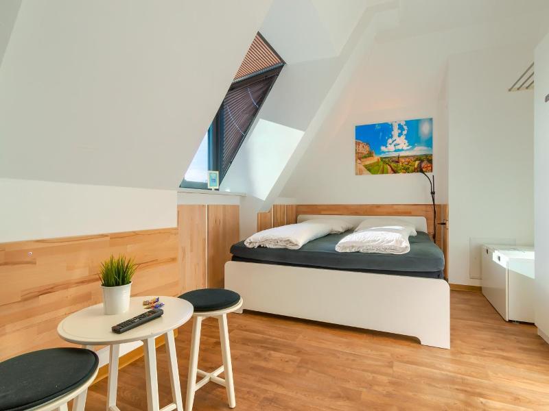 Hostel Marburg One image