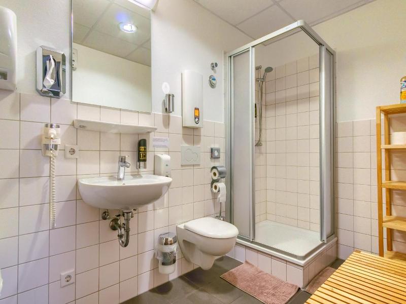 Hostel Marburg One image