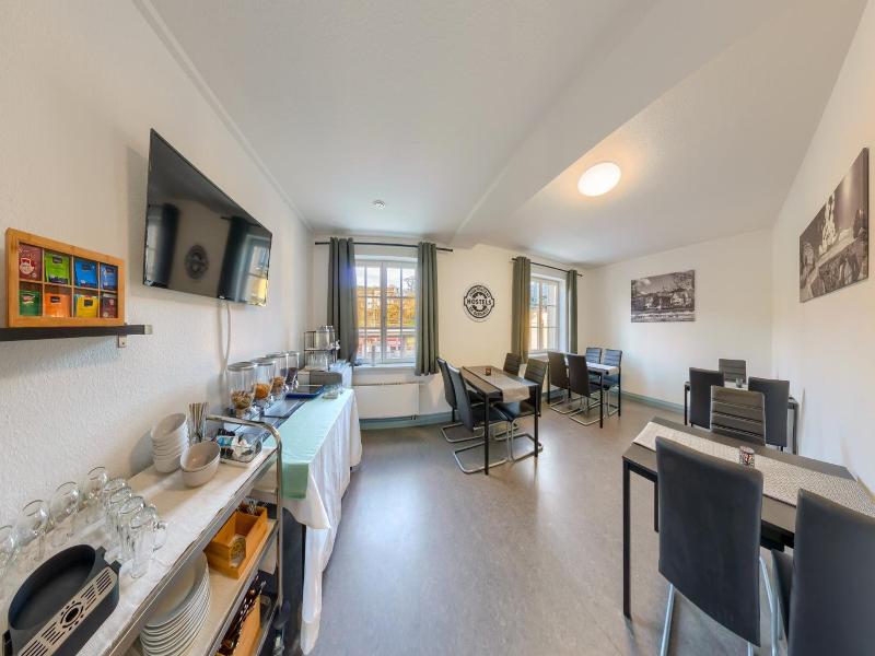 Hostel Marburg One image