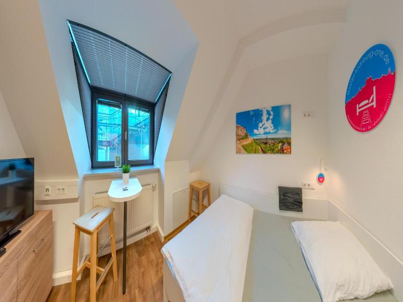 Hostel Marburg One image