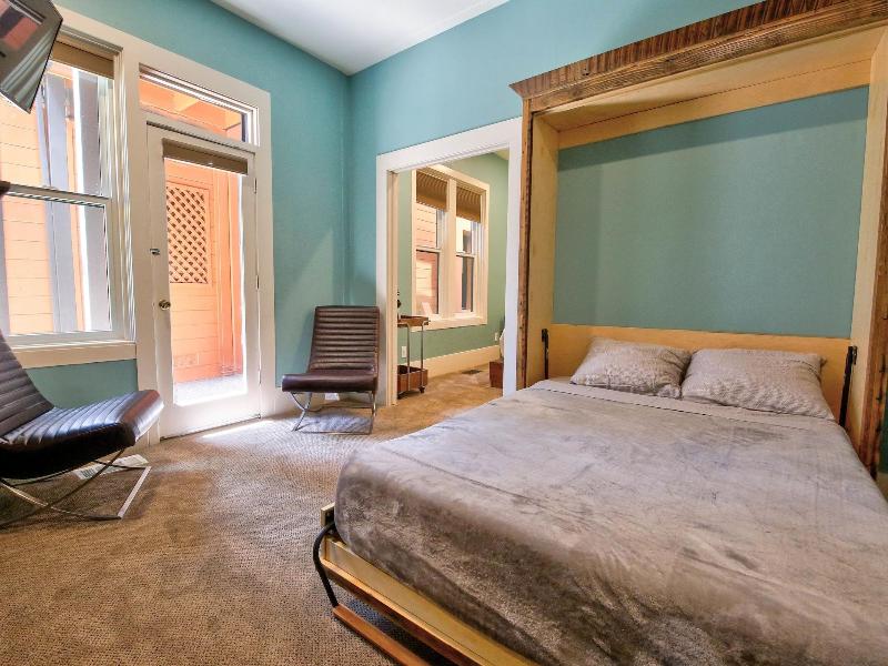 The Groveland Hotel image