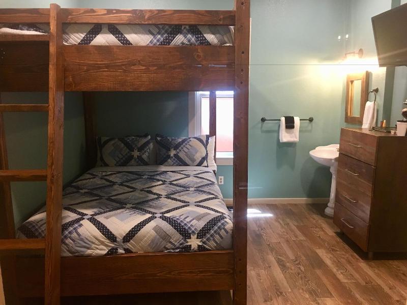 The Groveland Hotel image
