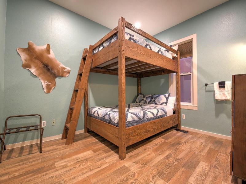 The Groveland Hotel image