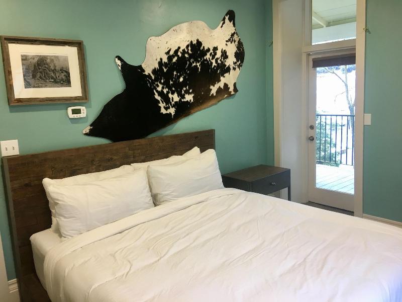 The Groveland Hotel image