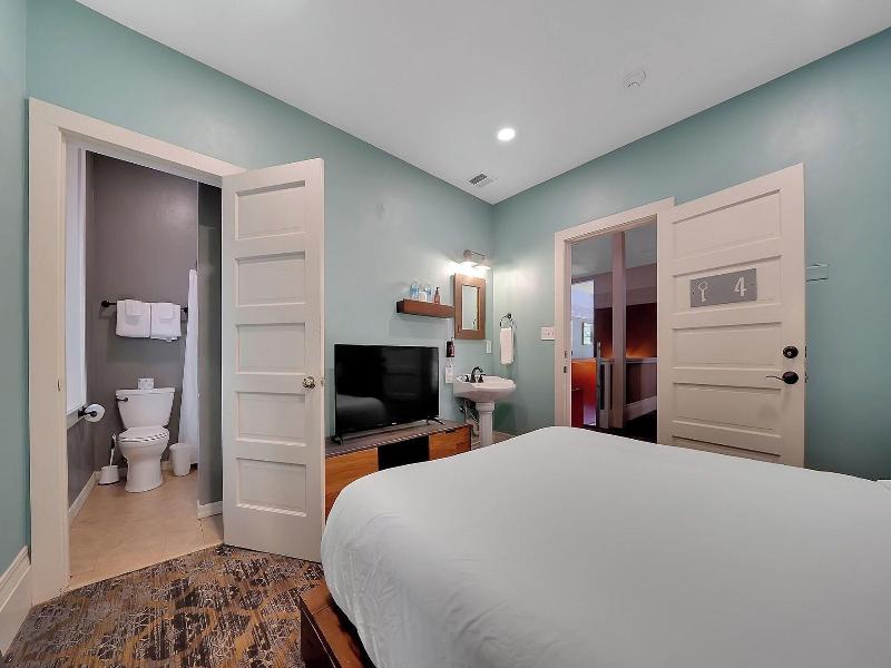 The Groveland Hotel image