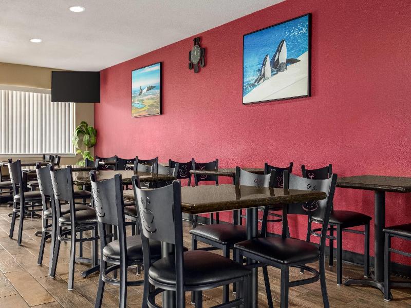 Ramada by Wyndham San Antonio/Near SeaWorld image