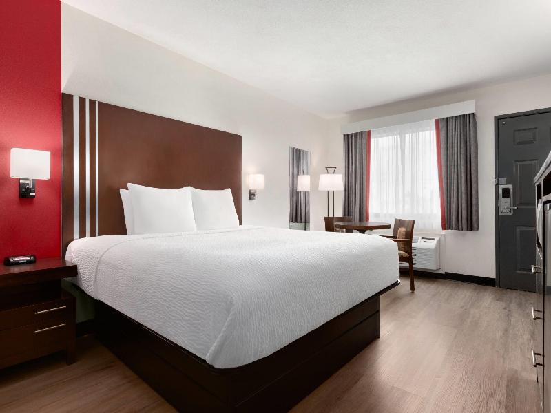 Ramada by Wyndham San Antonio/Near SeaWorld image