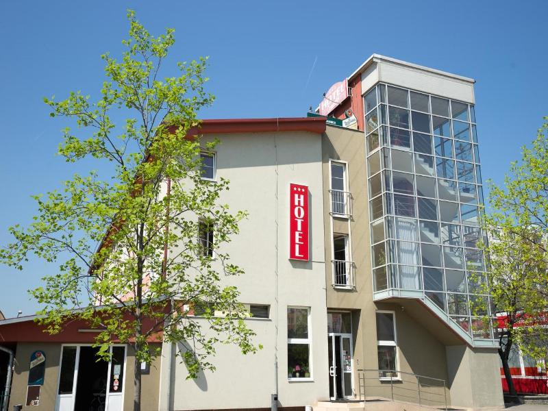 Hotel Dominika image