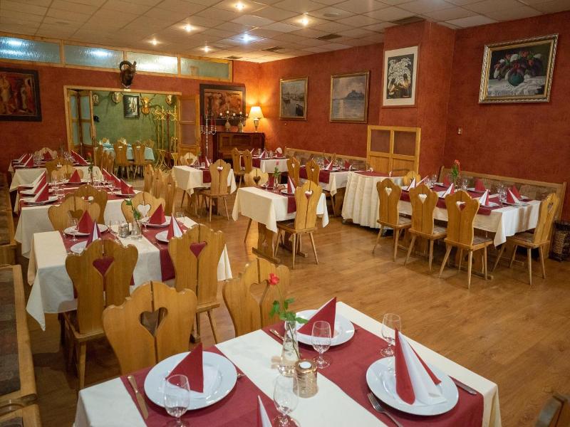 Hotel Dominika image