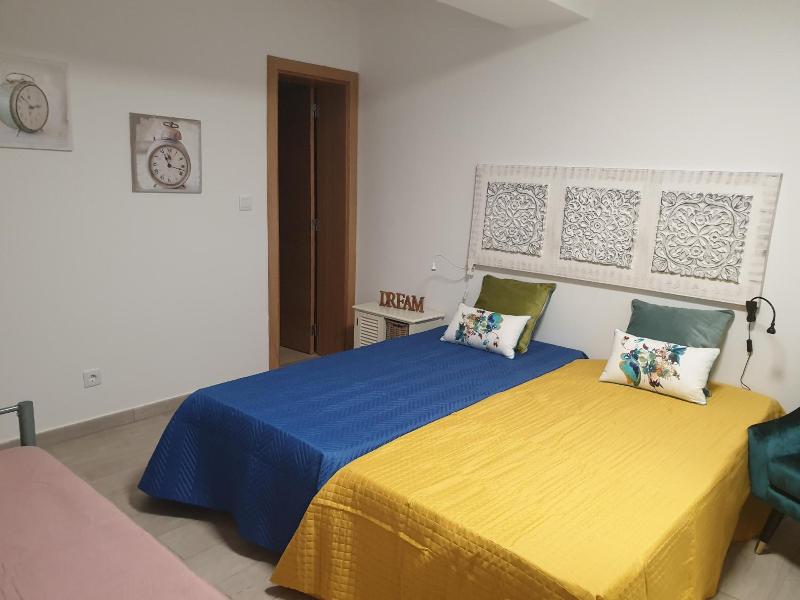 Lisbon Hostel Terminal 4 image
