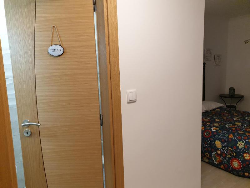 Lisbon Hostel Terminal 4 image
