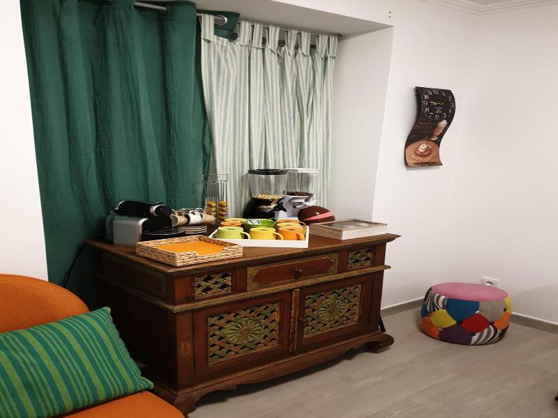 Lisbon Hostel Terminal 4 image
