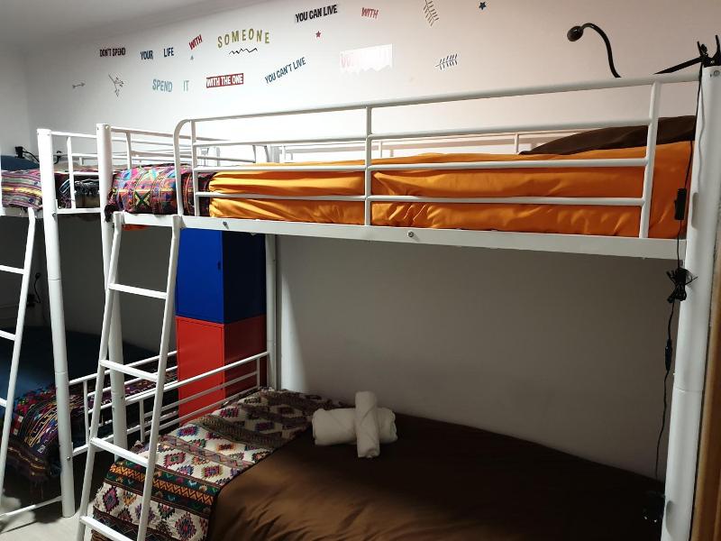 Lisbon Hostel Terminal 4 image