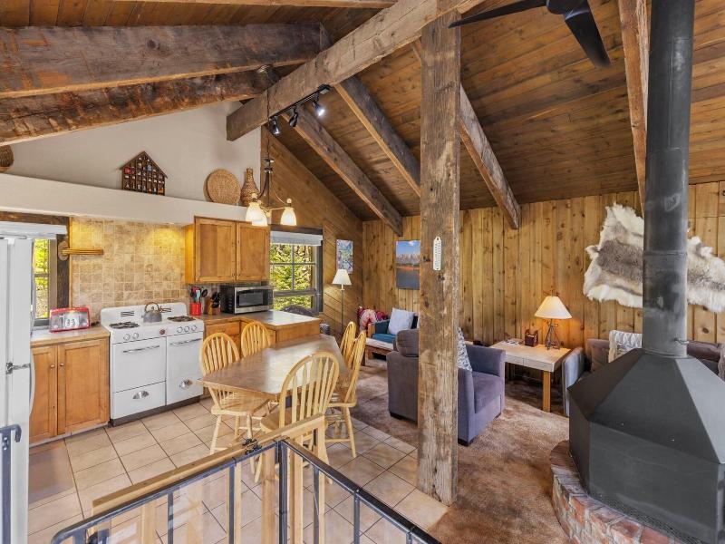 Brecken Haus image
