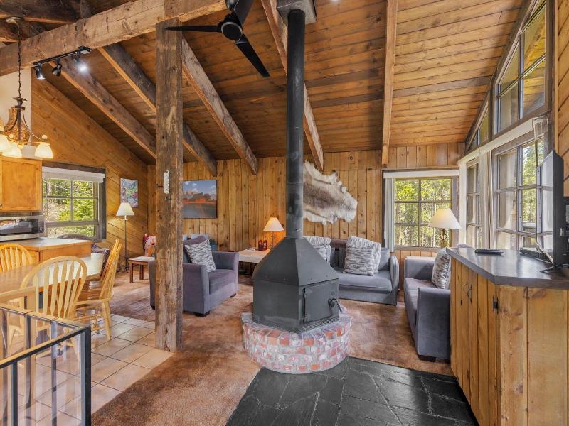 Brecken Haus image