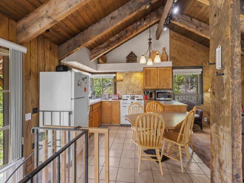 Brecken Haus image
