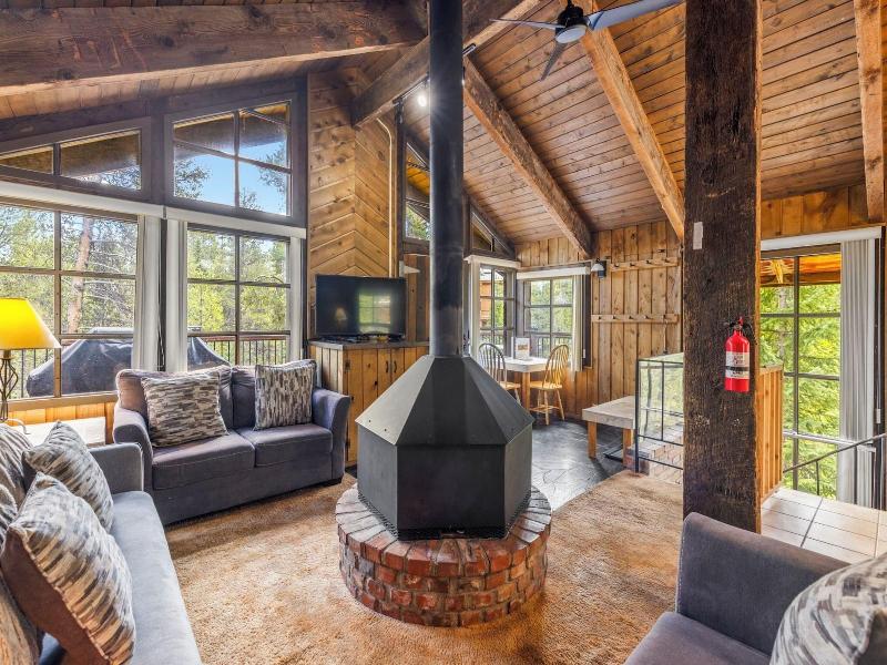 Brecken Haus image