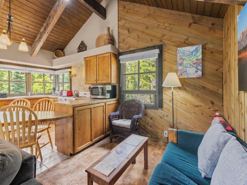 Brecken Haus image