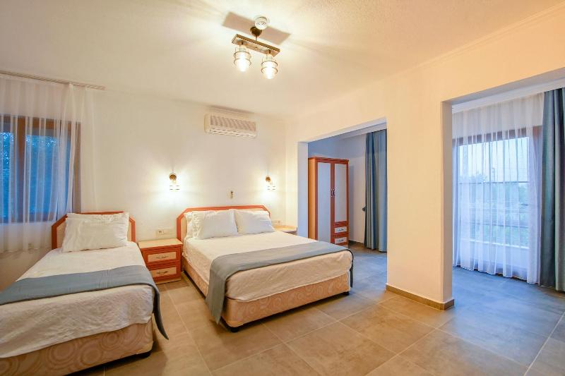 Ova Butik Otel image