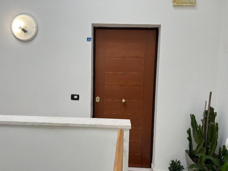 Provenzano Top Floor image